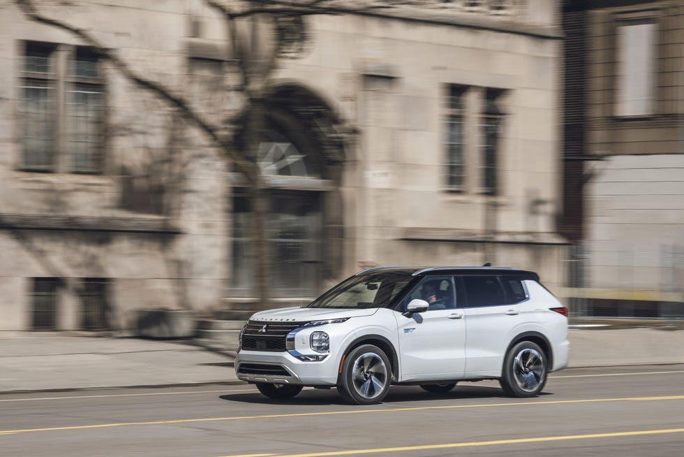 2023 mitsubishi outlander phev