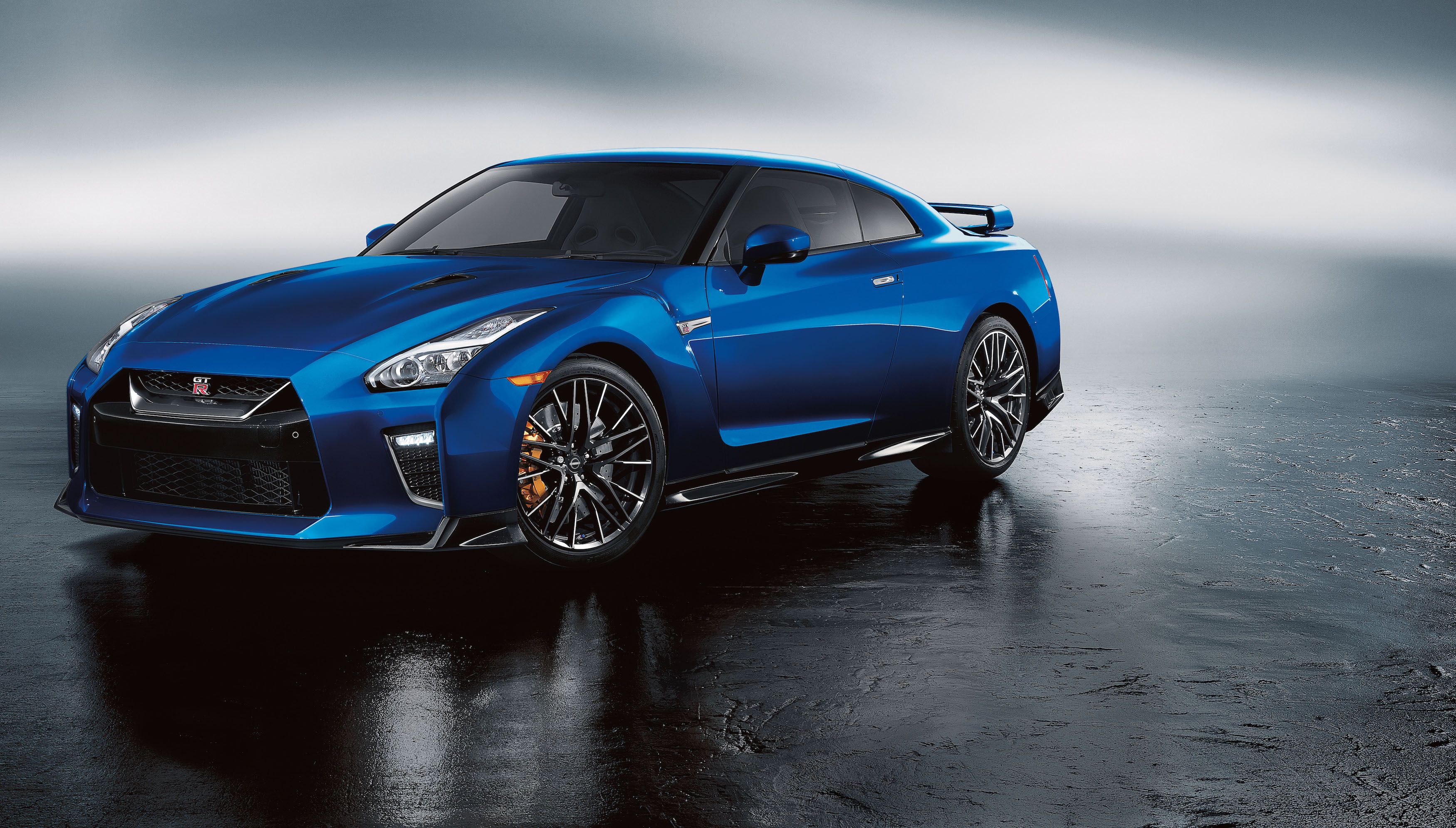 2019 Nissan GT-R: Specs, Prices, Ratings, and Reviews