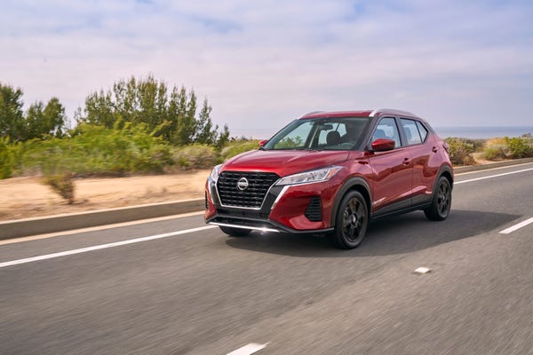 2023 Nissan Kicks