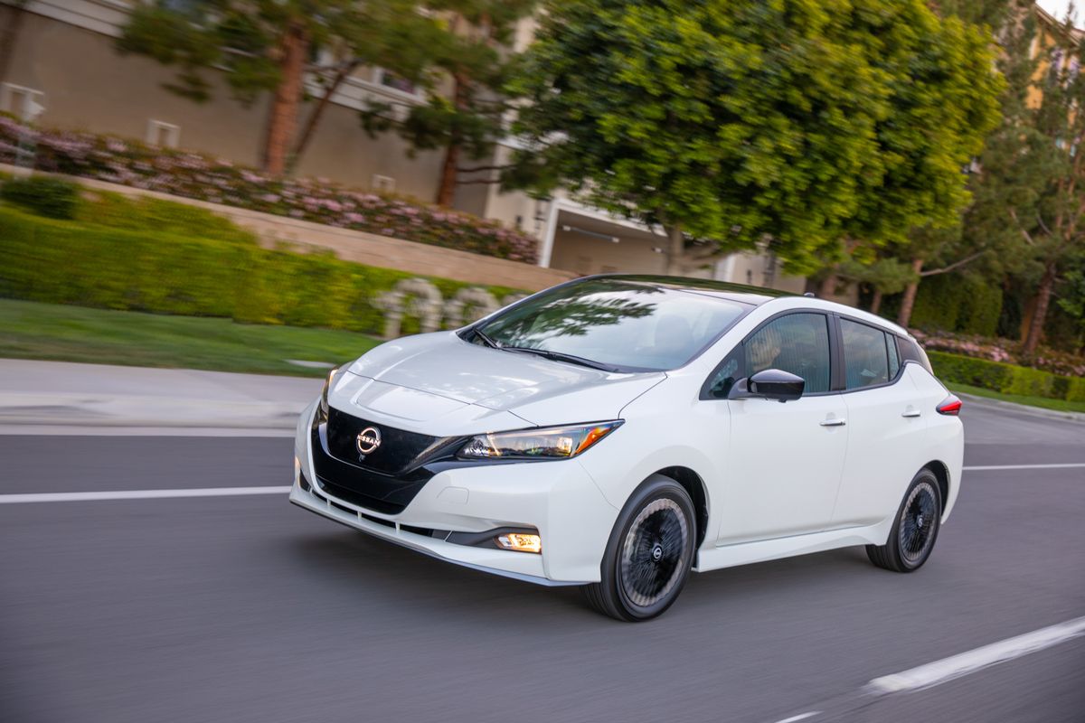 2023 Nissan Leaf Review Pricing And Specs Car Detail Guys