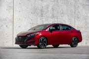 2023 nissan versa