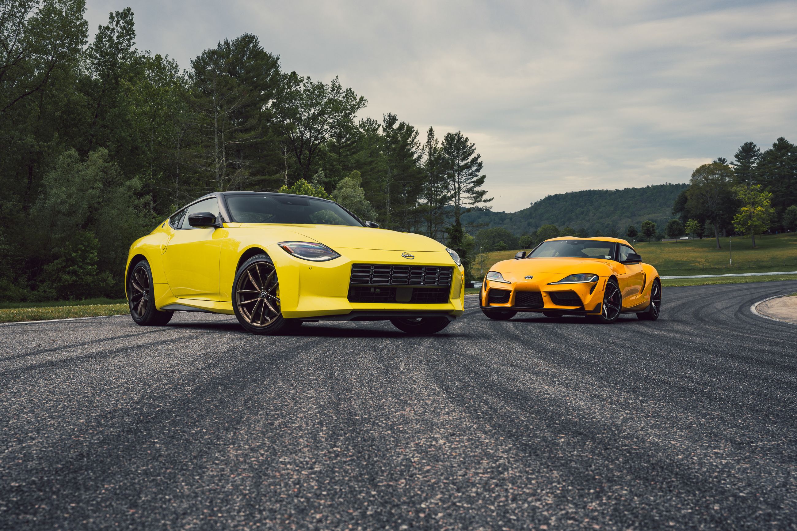 2023 nissan z performance vs 2022 toyota supra 3.0