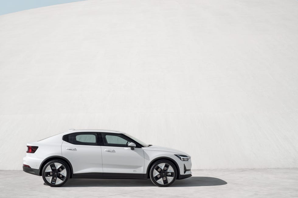 2023 Polestar 2 Gets New Colors and Wheels, Longer Range