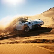 2023 porsche 911 dakar