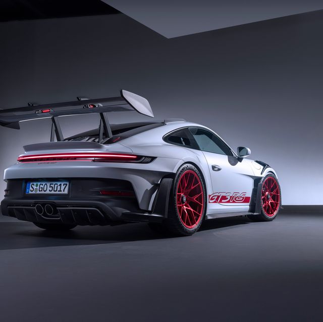 2024 Porsche 911 S/T Revealed With Manual Transmission and RS-Spec