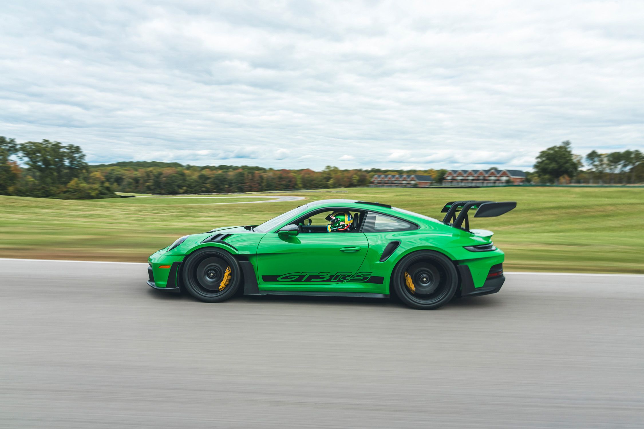 New Porsche 911 GT3 RS laps the Nürburgring 10 seconds faster than regular  GT3