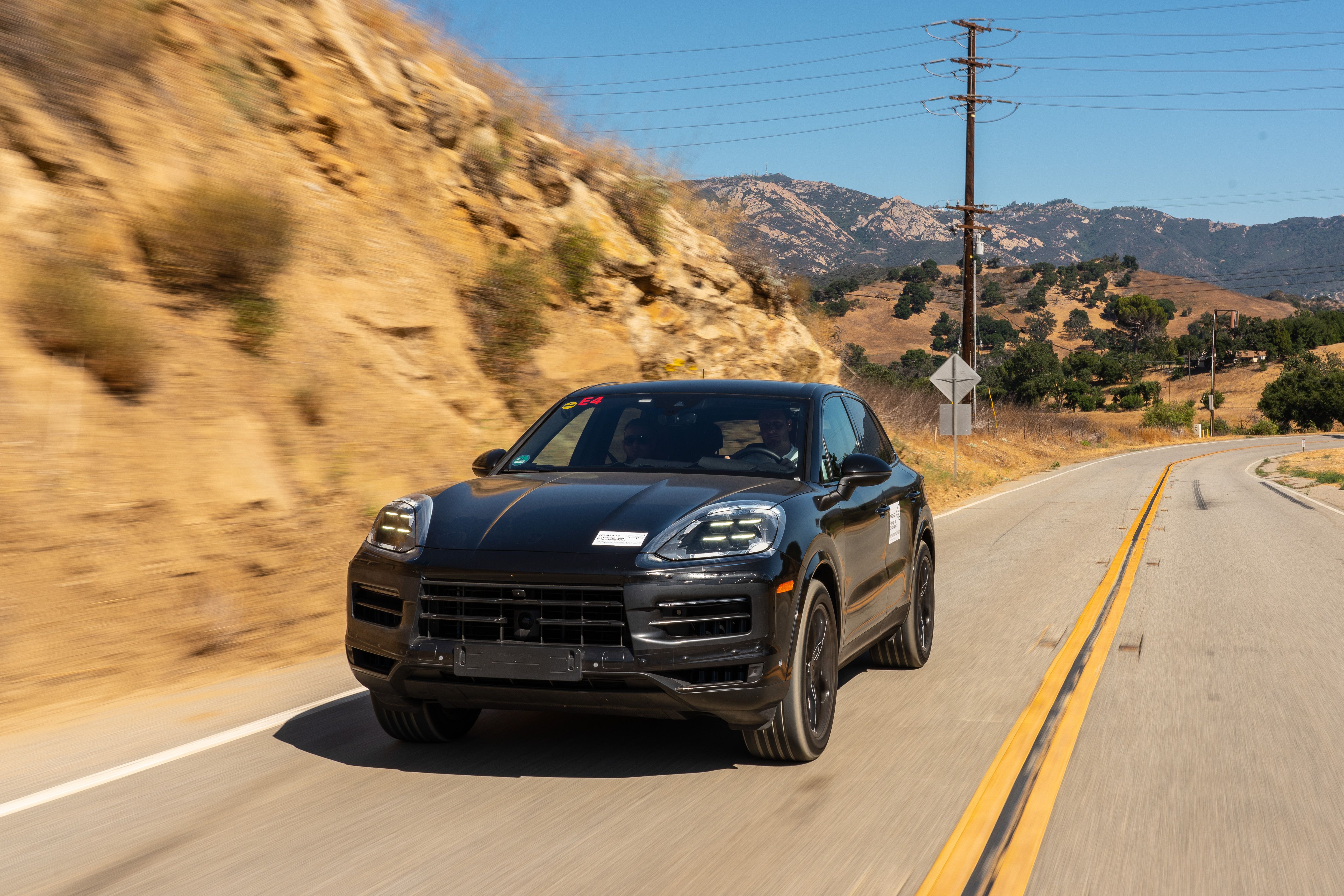 The New 2024 Porsche Cayenne review // New engines, interior and