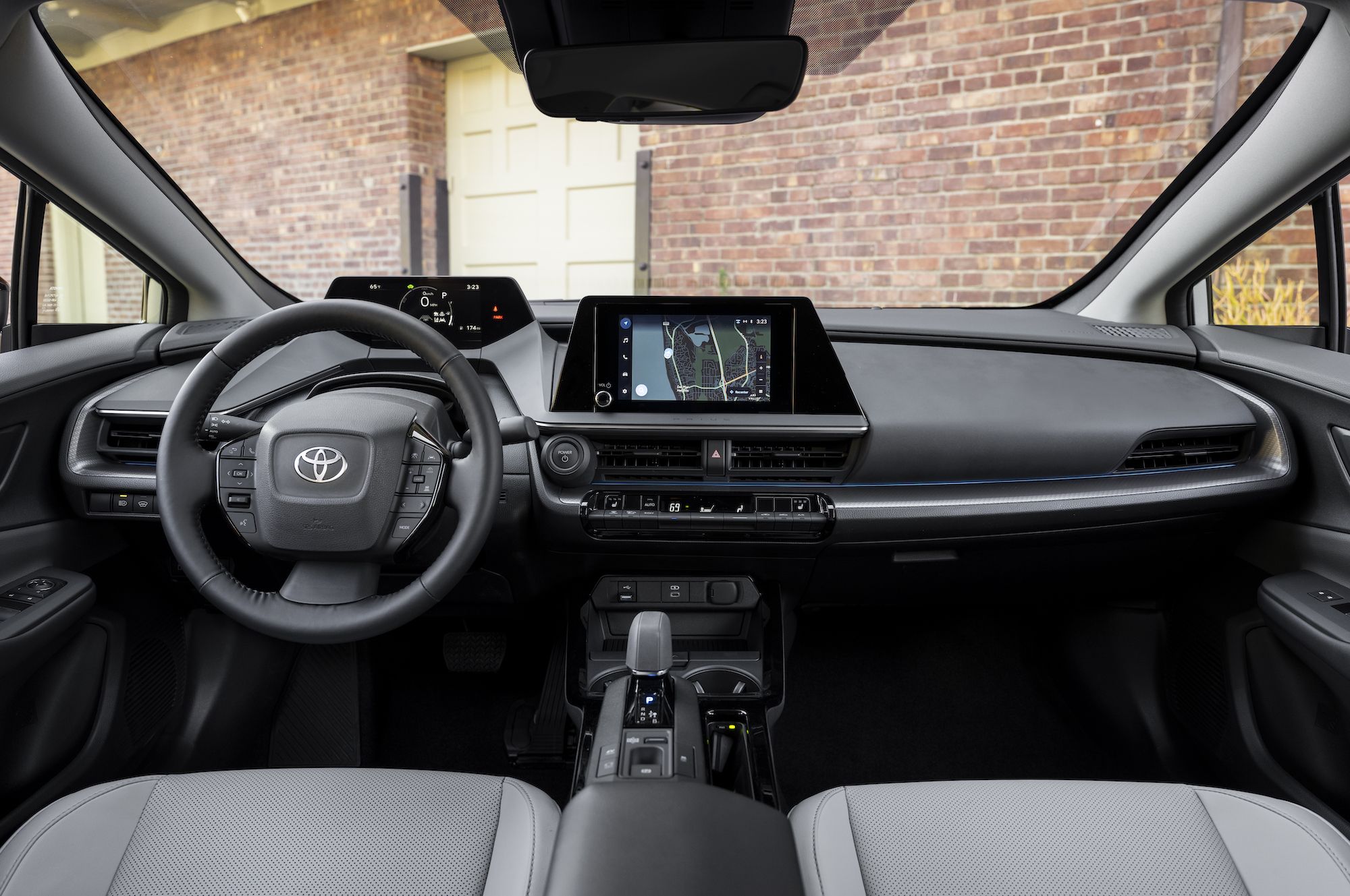 2024 Prius Xle Interior Elfie Helaina