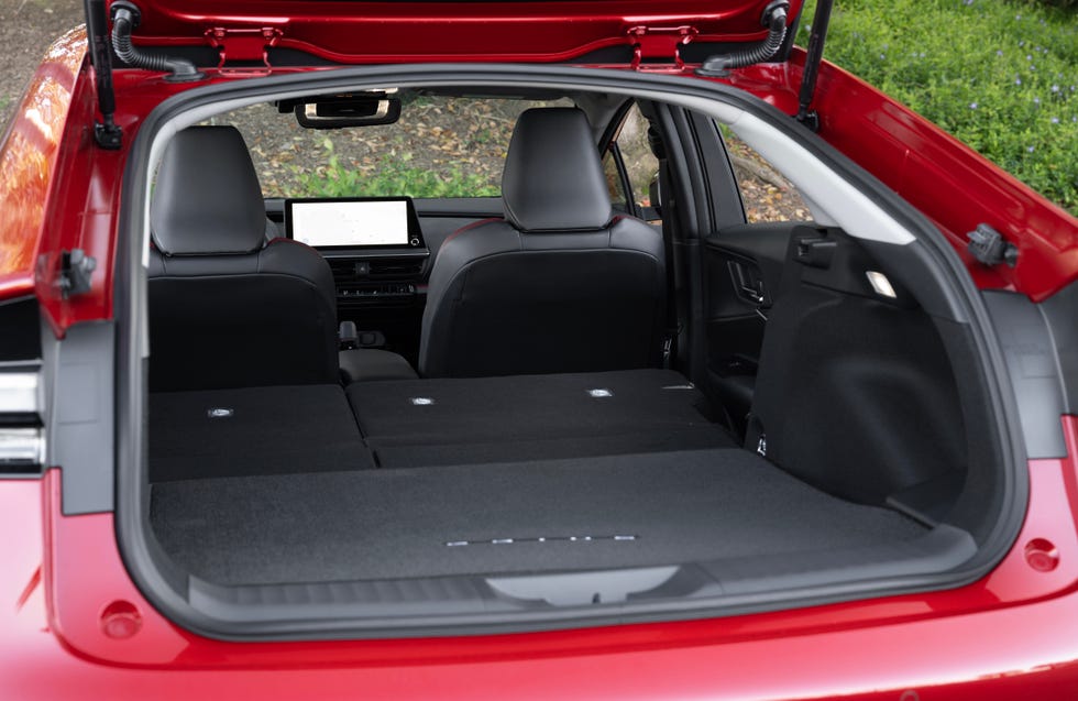 2023 toyota prius prime