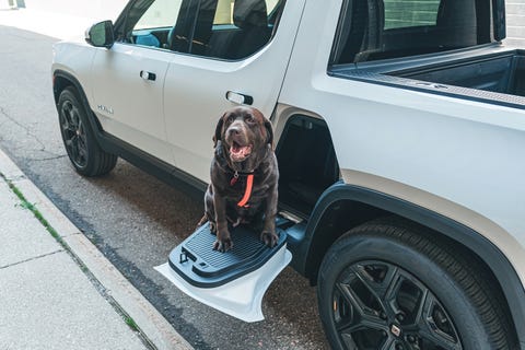 2023 rivian r1t dualmotor