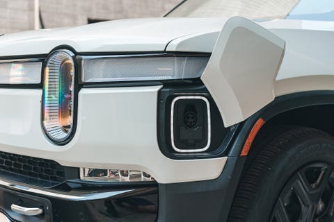 2023 rivian r1t dualmotor