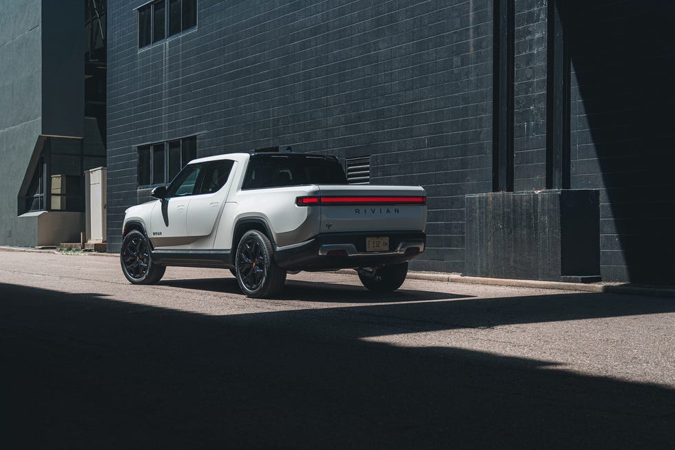 Rivian R1T Is 0.8 Second Quicker to 60 MPH with Performance Pack