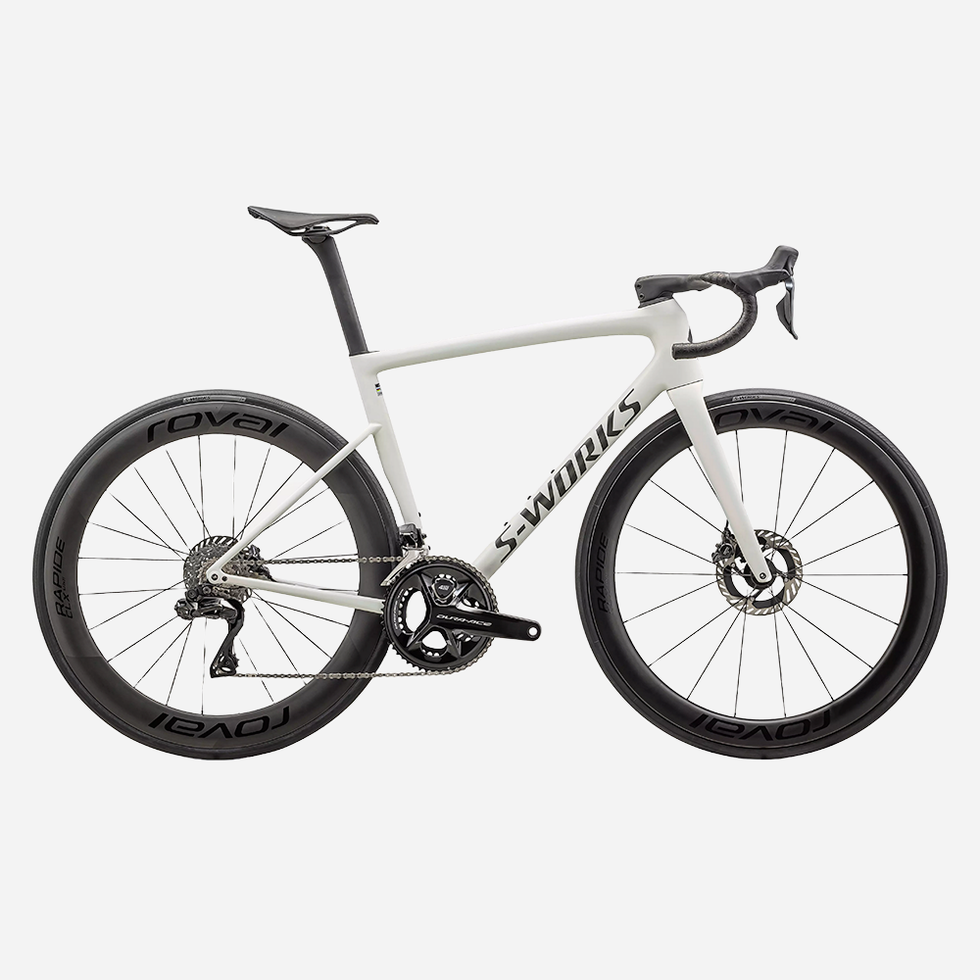 highperformance road bike designed for speed and efficiency