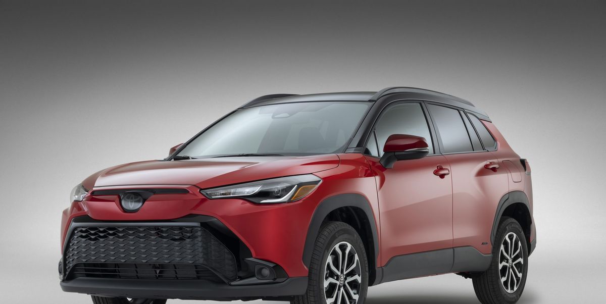 Toyota Corolla Cross Adds Hybrid for 2023