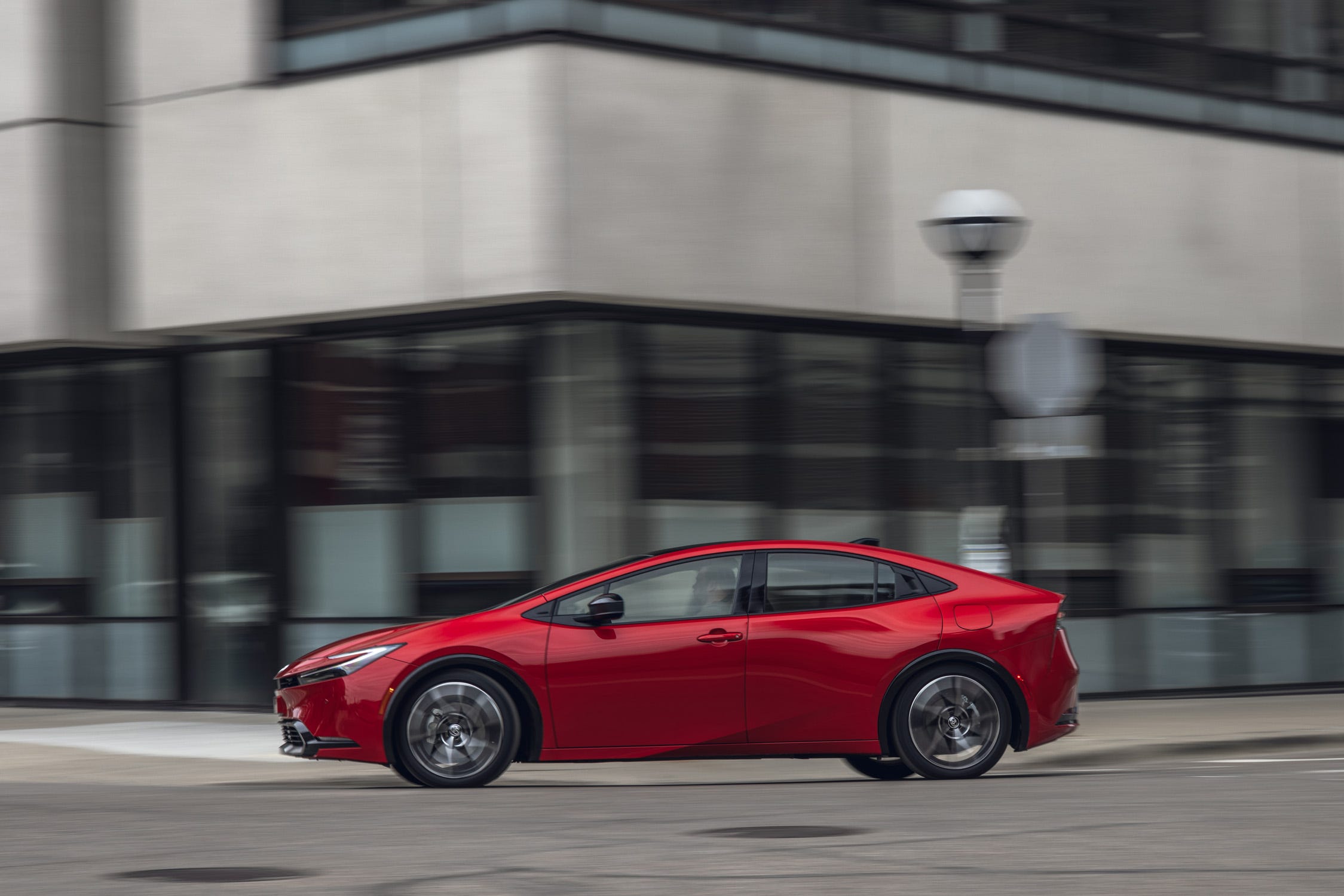 View Photos of the 2023 Toyota Prius Prime