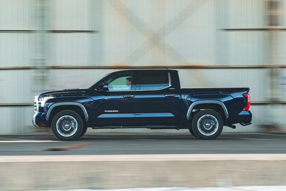 2023 toyota tundra hybrid limited crewmax