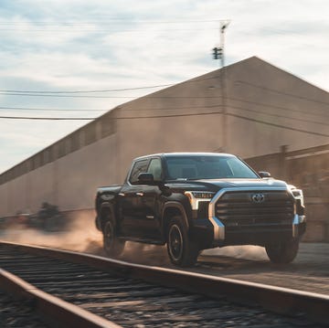 2023 Toyota Tundra Hybrid Limited CrewMax 2023 toyota tundra hybrid limited crewmax