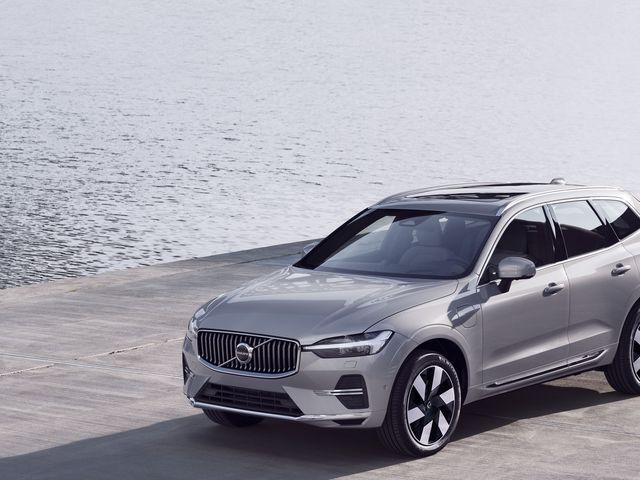 2023 Volvo XC60 Review, Pricing, and Specs