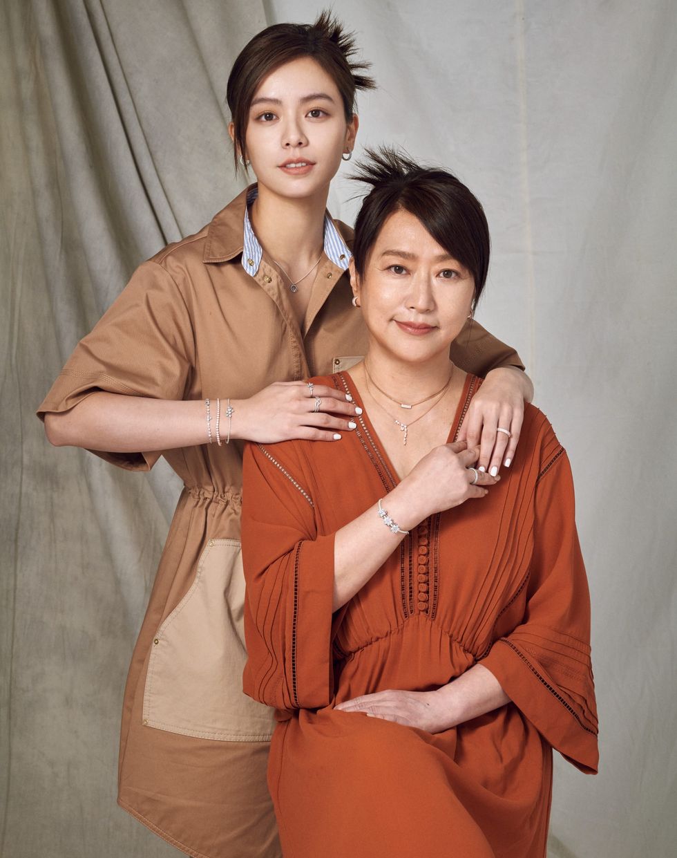 宋芸樺、宋媽媽首度合體時尚初體驗「留下甜蜜的軌跡，成為最難忘的母親節回憶。」