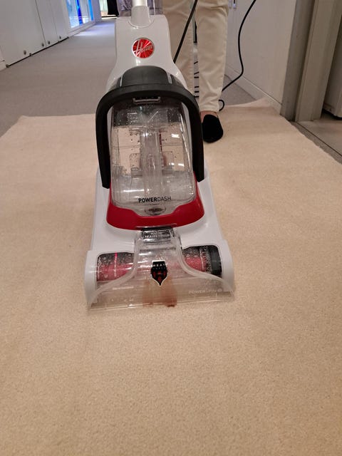best carpet cleaners testing a carpet cleaner