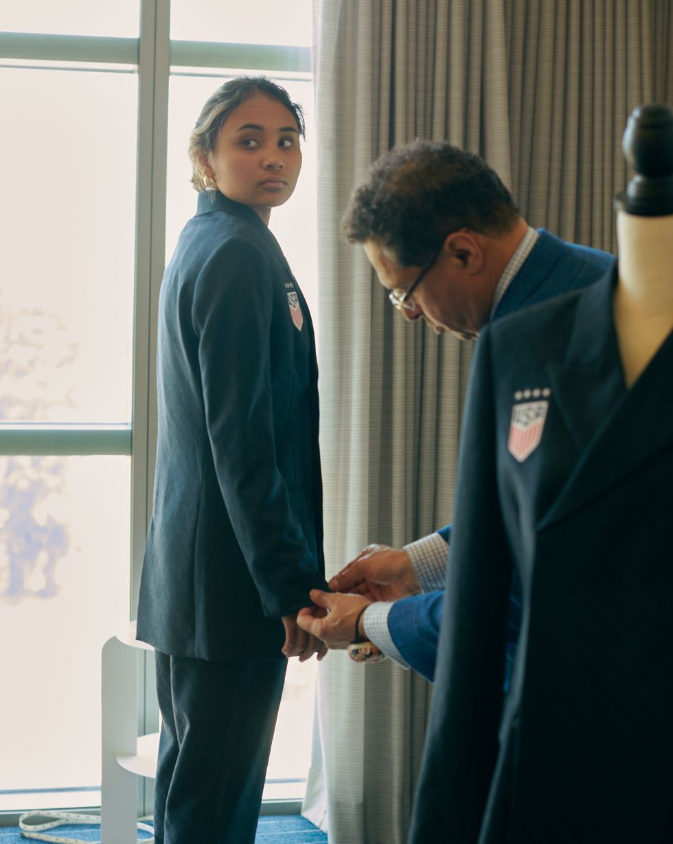 uswnt players try on pregame suits