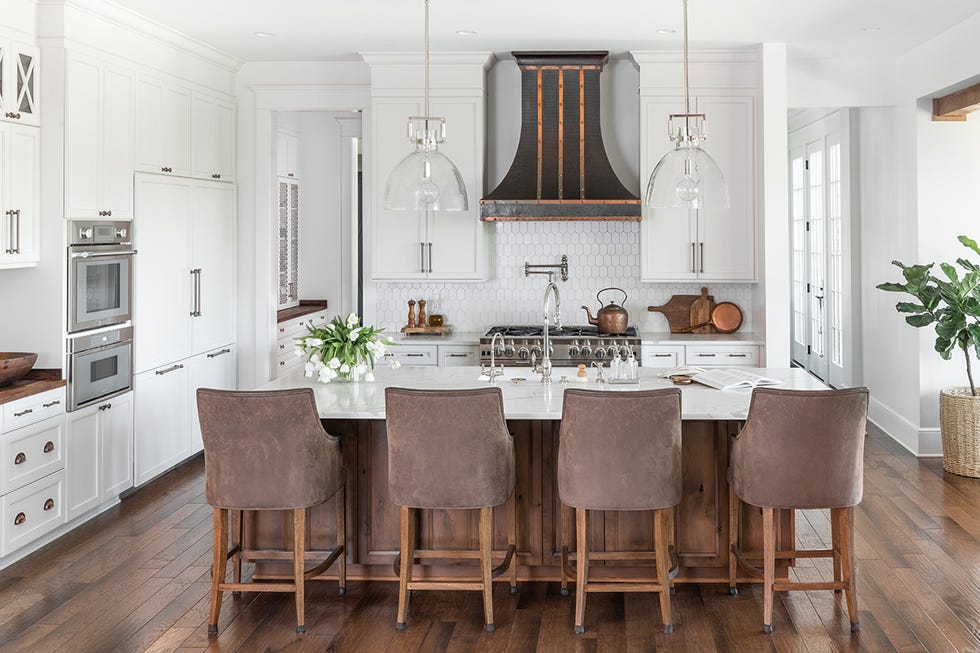 traditional kitchens make a comeback