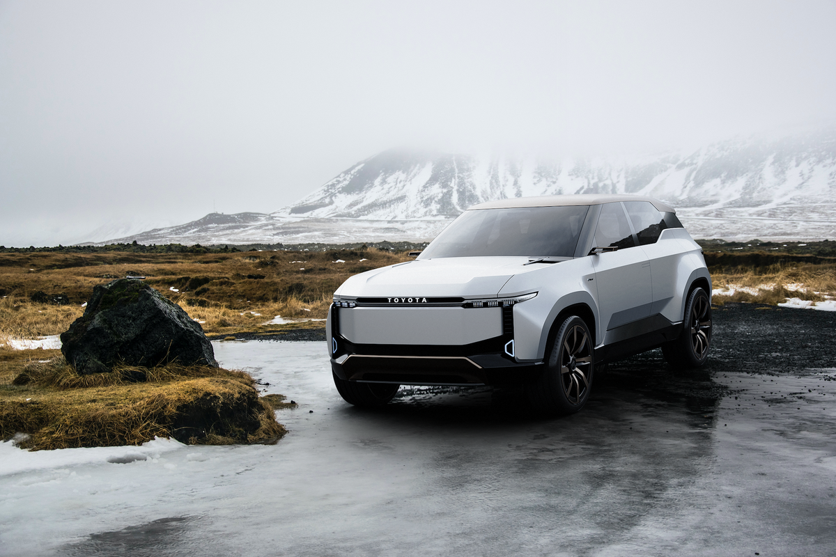 Toyota land store cruiser electric