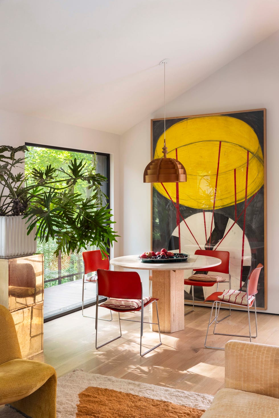 olga naiman's dining area