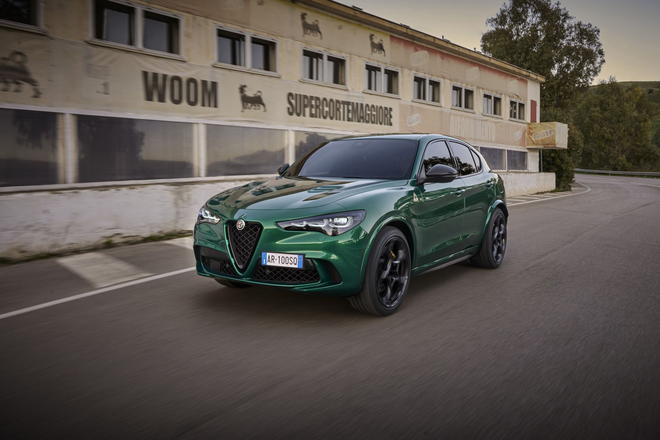 Alfa Romeo announces full engine specs and prices of the Stelvio SUV -  CarWale