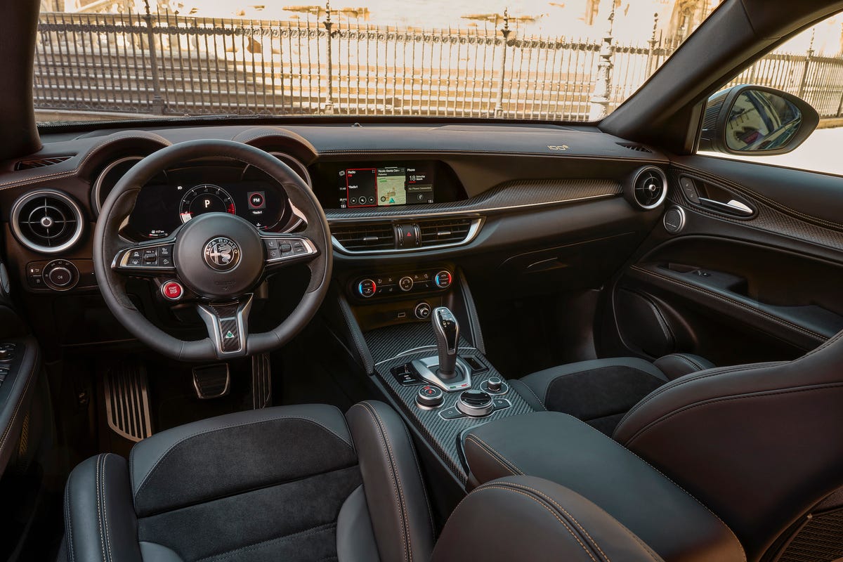 Right Side Kit | ALFA ROMEO STELVIO 2024