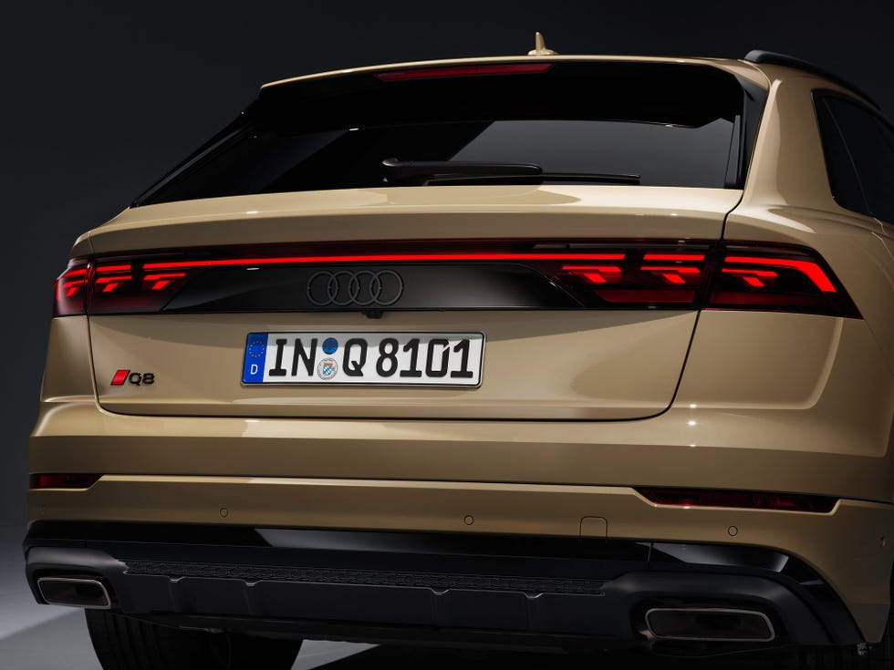 2024 Audi Q8 exterior detail 2024 audi q8 exterior detail