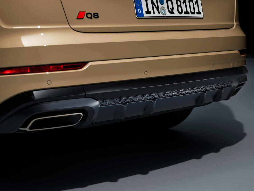 2024 Audi Q8 exterior detail 2024 audi q8 exterior detail