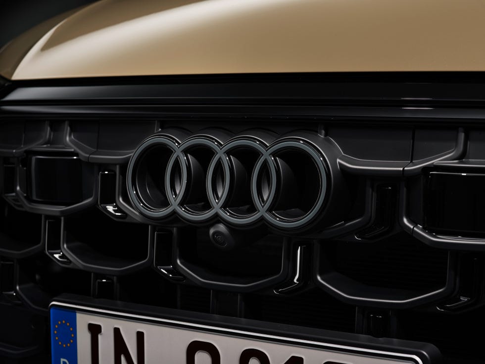 2024 Audi Q8 exterior detail 2024 audi q8 exterior detail