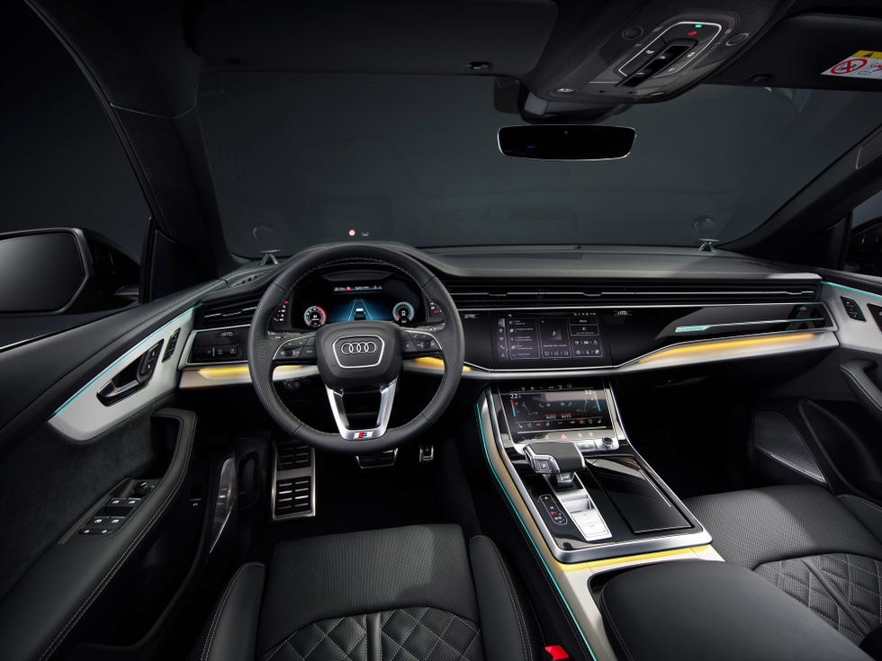 2024 audi sq8 interior