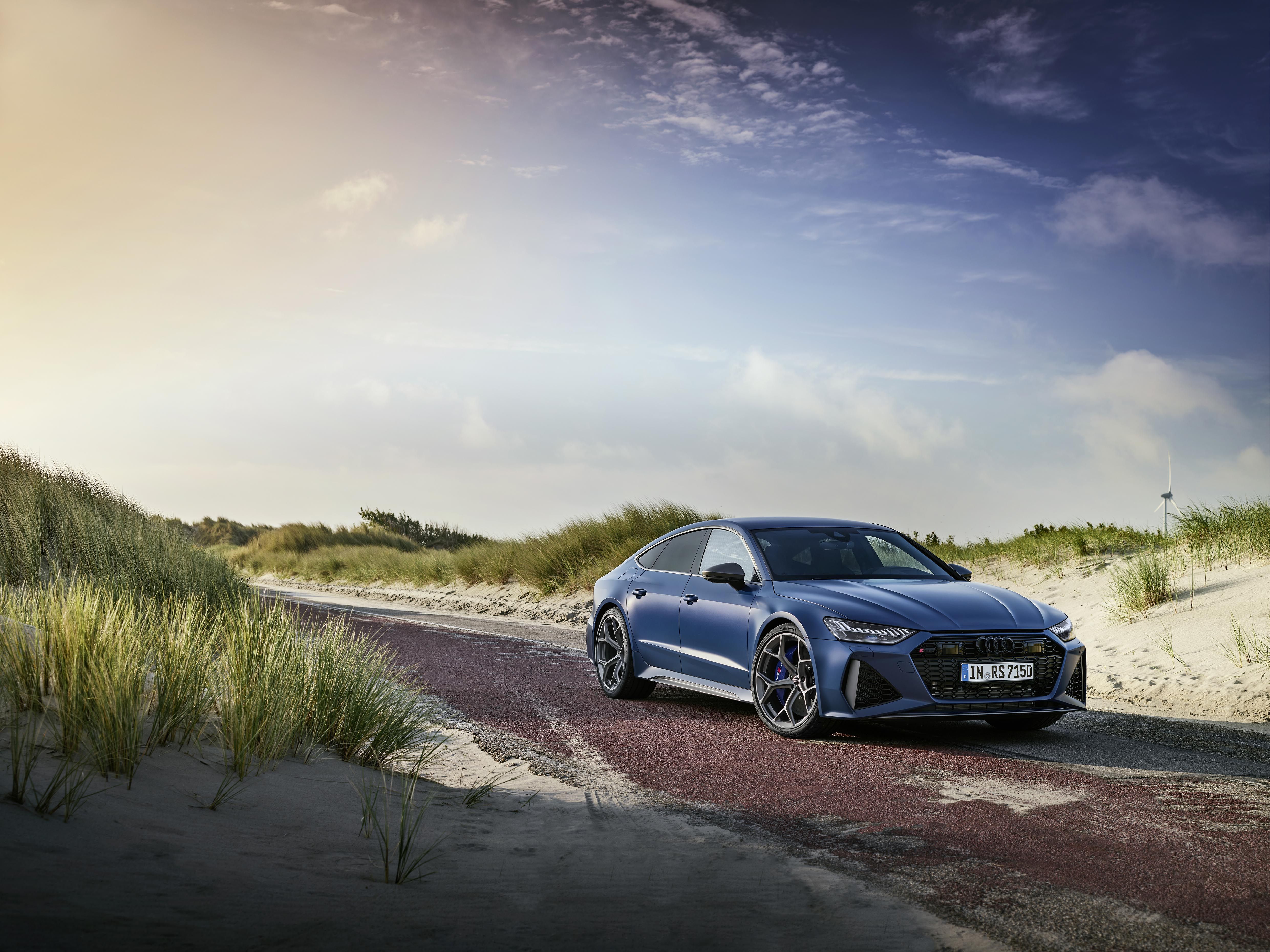 Audi RS6 Avant / RS7 Performance 2024 : Plus, encore plus, toujours plus! -  Guide Auto