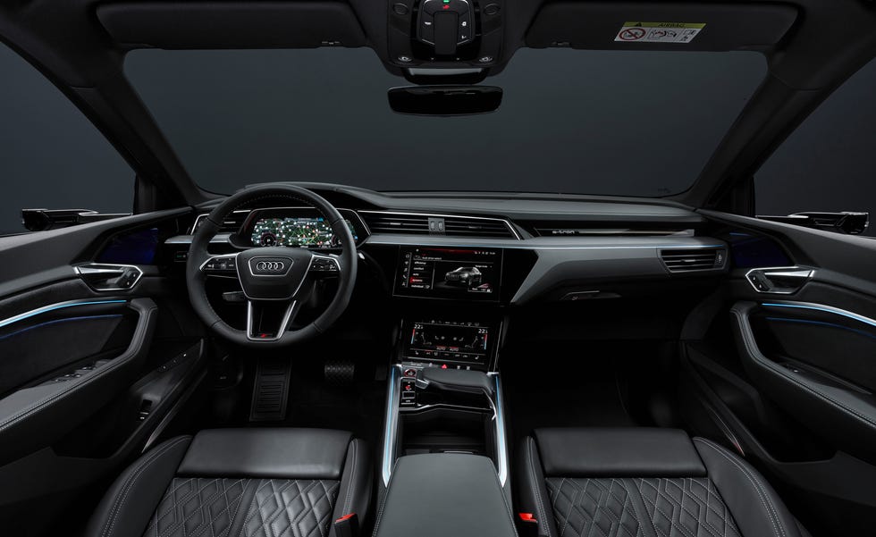 2024 audi q8 and sq8 etron interior