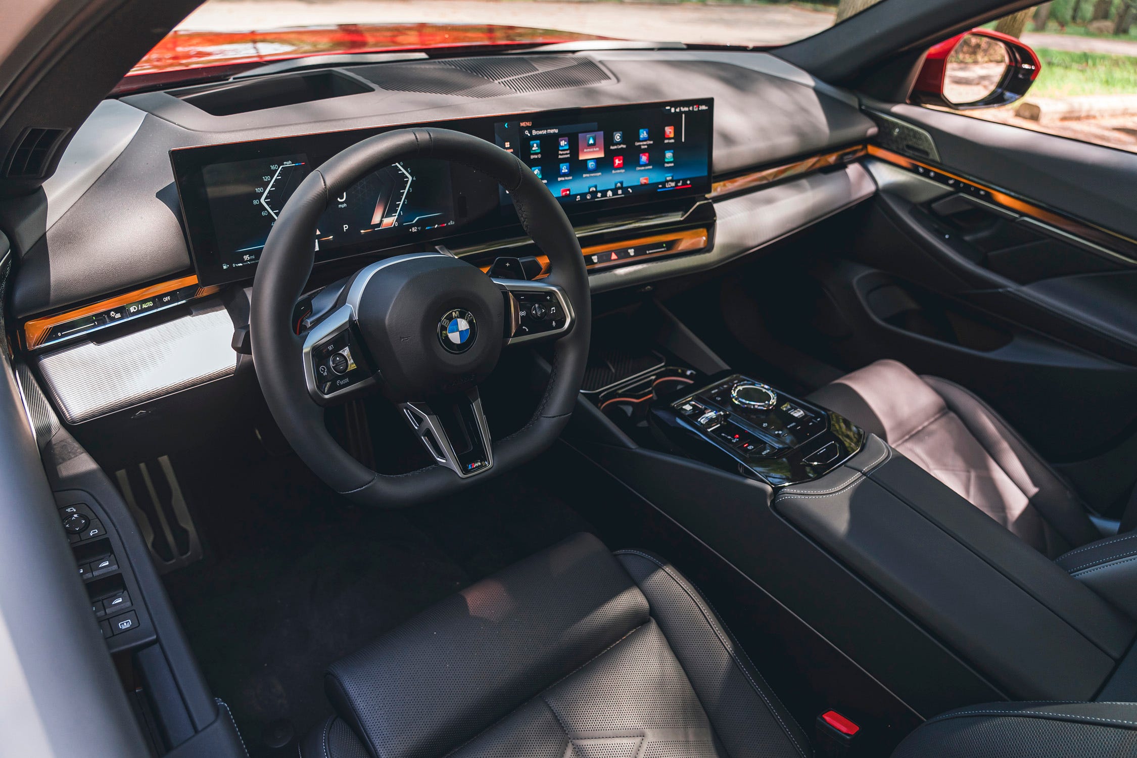 View Photos of the 2024 BMW 540i xDrive