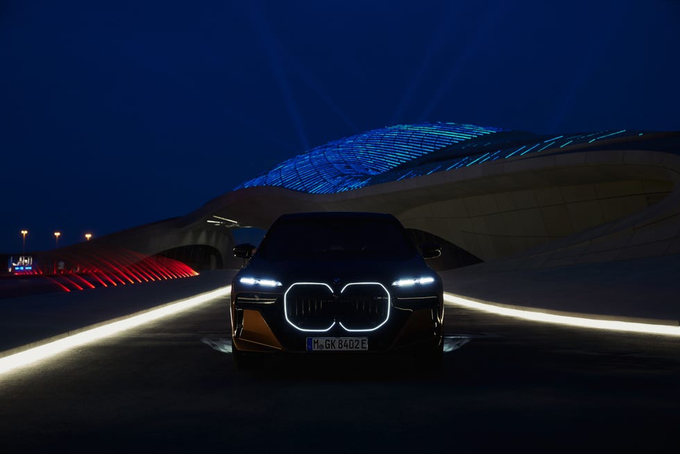 650HP 2024 BMW i7 M70 Is a Swanky Luxobarge