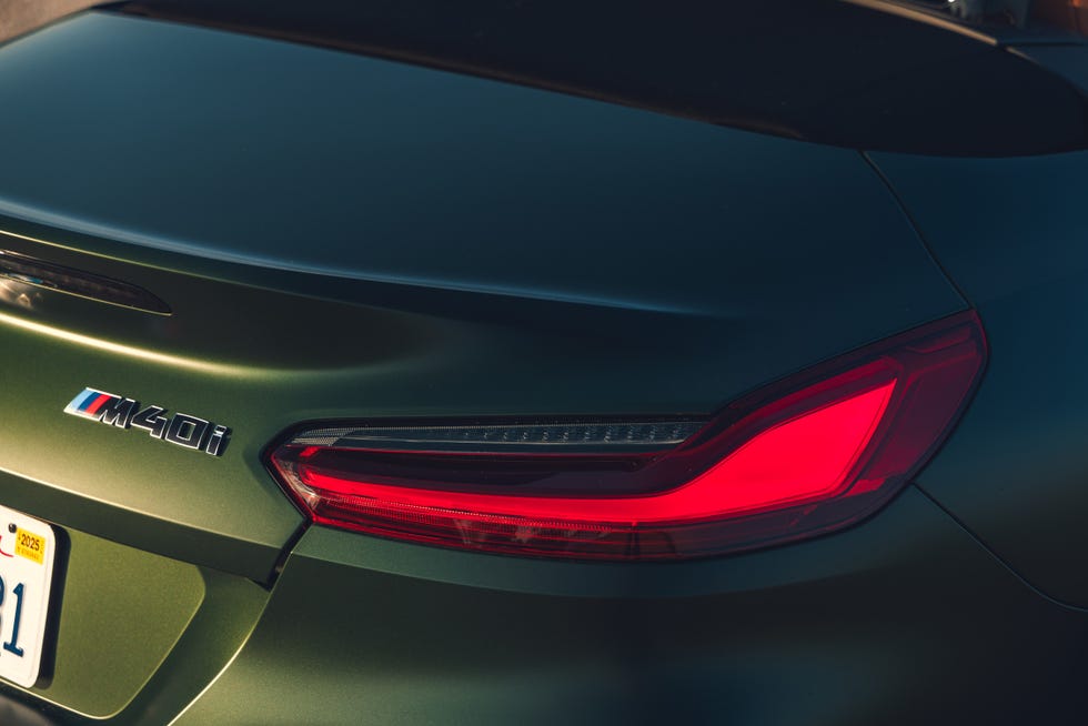 بي ام دبليو z4 m40i موديل 2025