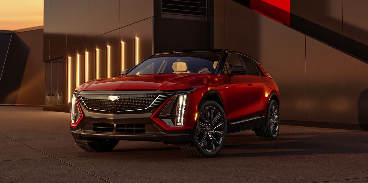 2024 cadillac lyriq