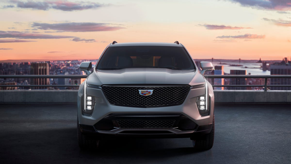 2024 cadillac xt4