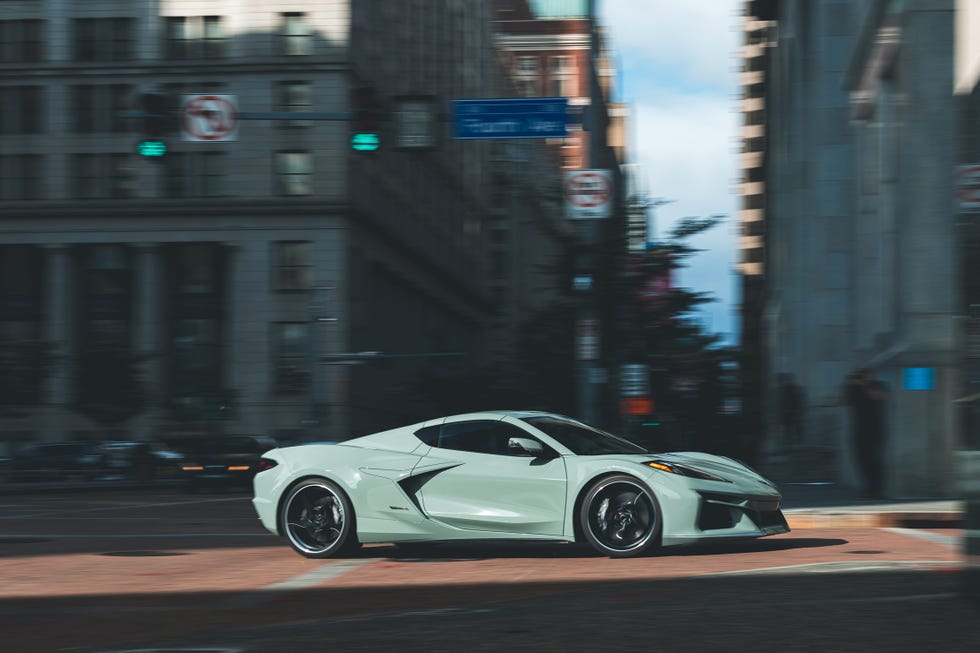 2024 chevrolet corvette e ray