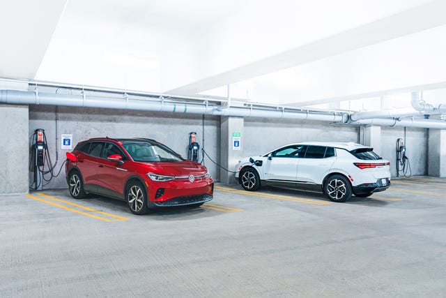 B-Pillars Kit | CHEVROLET EQUINOX EV 2024