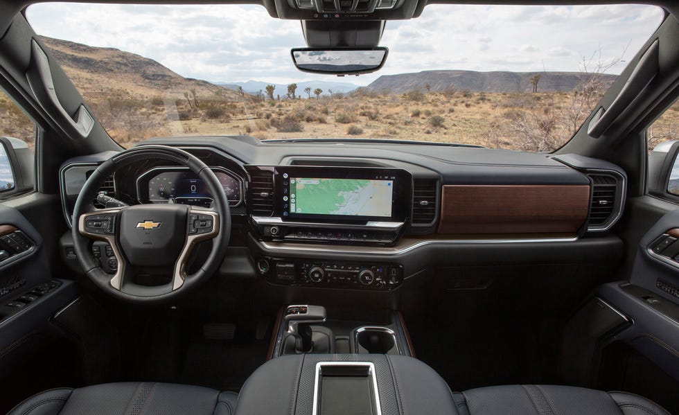 2024 chevrolet silverado high country interior