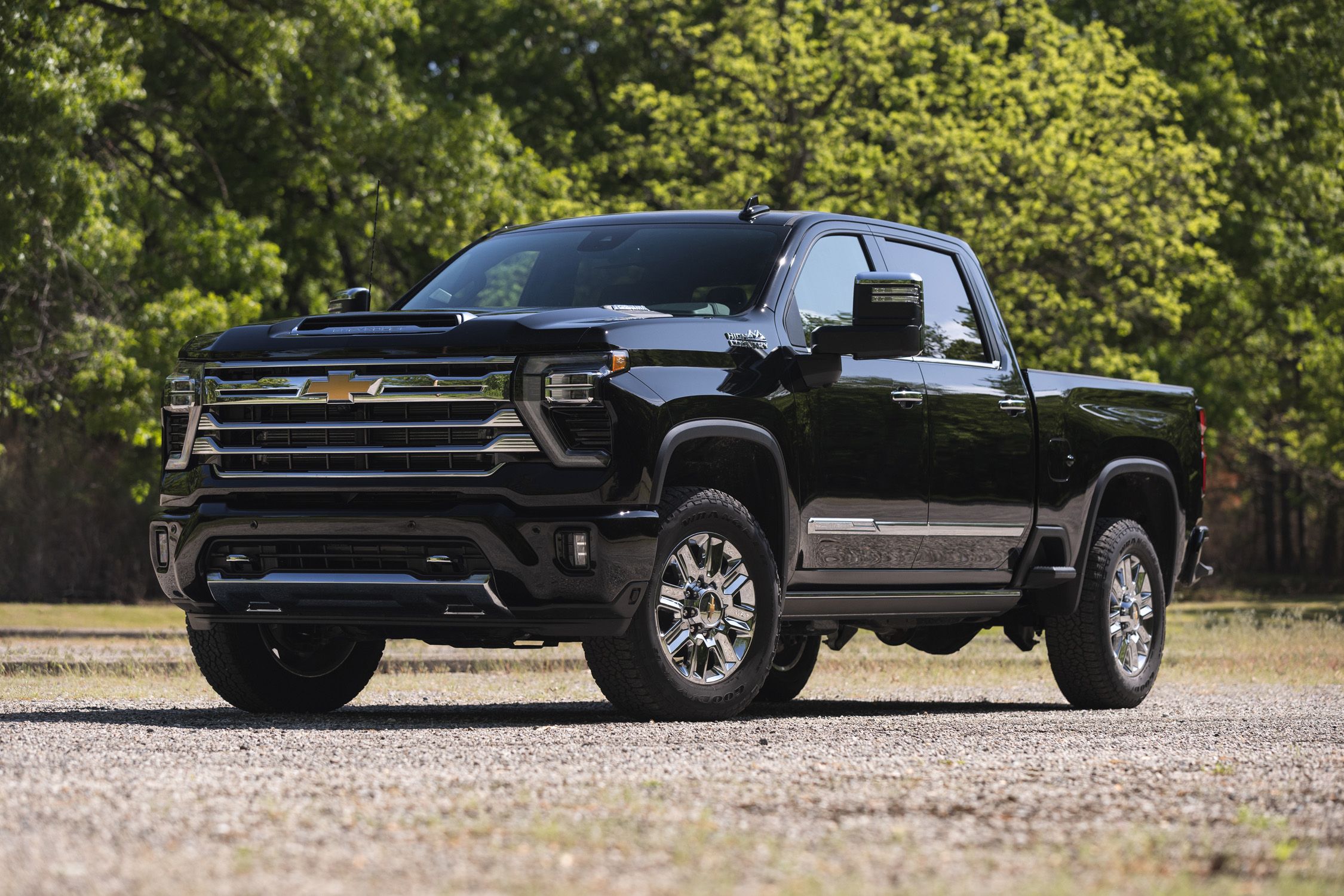 Professional Heavy-Duty Tasks along with the 2024 Chevrolet Silverado HD's Advanced Characteristics thumbnail