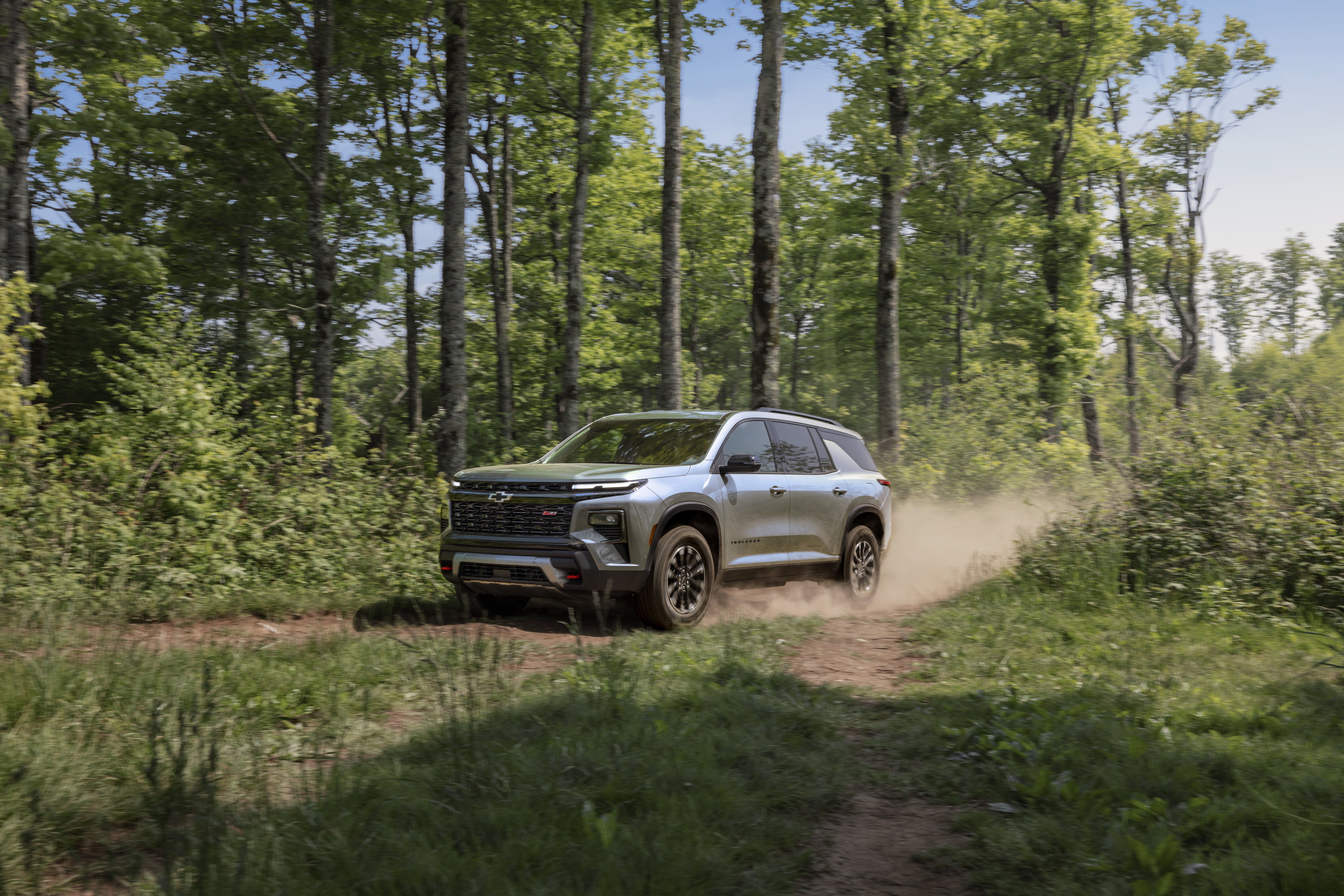 2024 GMC Acadia Drops the V6 and Goes Turbo in Detroit