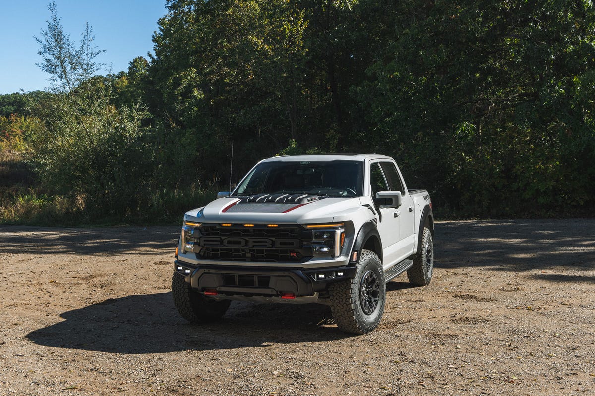 Right Outer Bed Panel Kit | FORD F-150 RAPTOR R 2024
