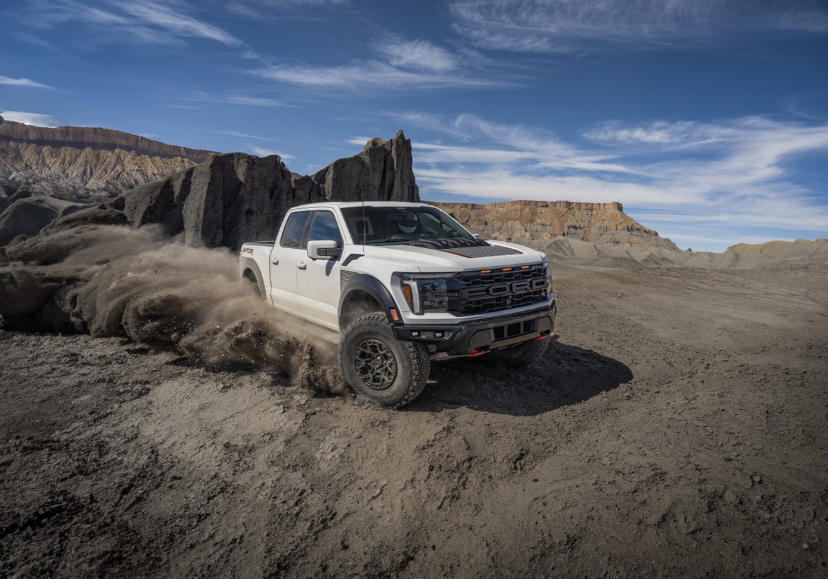 2024 Ford Raptor R Has More Power than a Ford GT