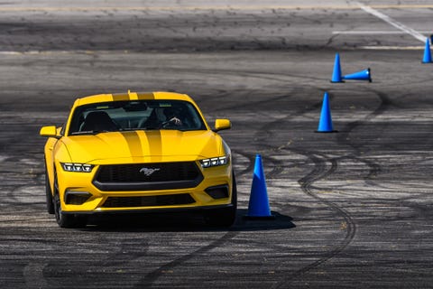 2024 ford mustang ecoboost