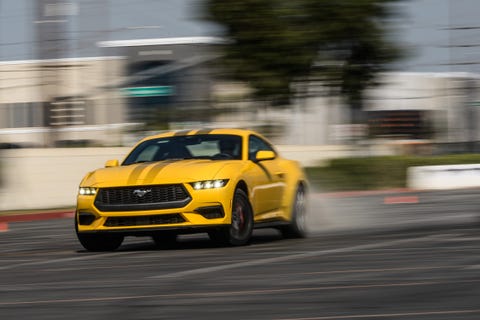 2024 ford mustang ecoboost